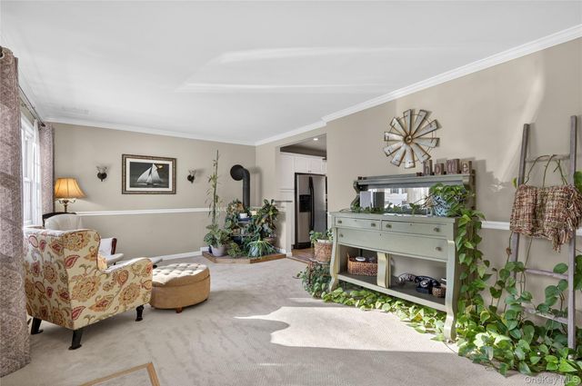 148 Malts Avenue, West Islip, NY 11795