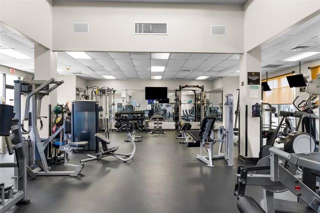 13941 CLUBHOUSE DRIVE 106, Tampa, FL 33618