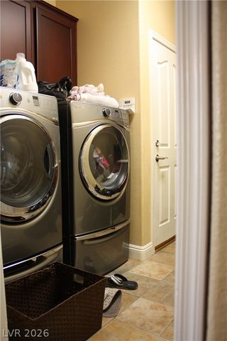 10220 Glen Ora Avenue, Las Vegas, NV 89134