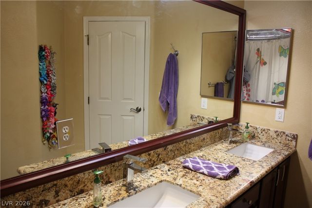 10220 Glen Ora Avenue, Las Vegas, NV 89134