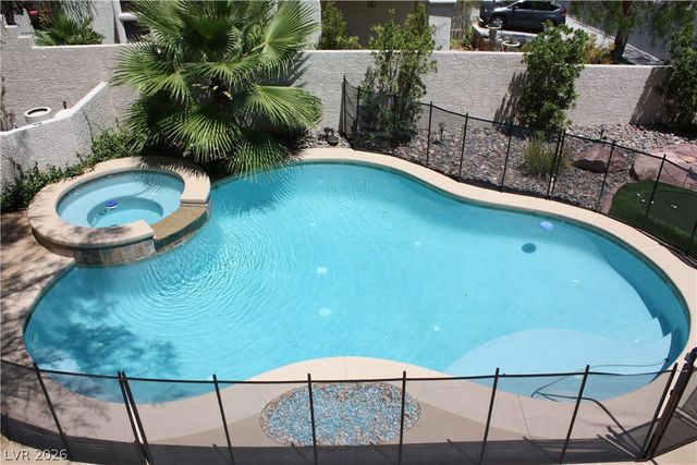 10220 Glen Ora Avenue, Las Vegas, NV 89134