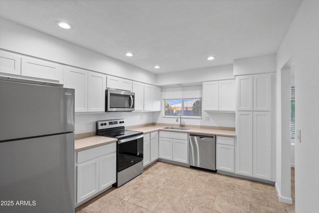 14217 N BOLIVAR Drive, Sun City, AZ 85351