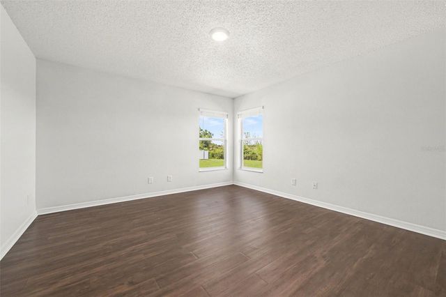 1011 BLUEGRASS DRIVE, Groveland, FL 34736