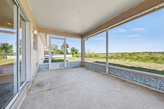 1011 BLUEGRASS DRIVE, Groveland, FL 34736