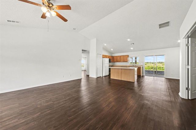 1011 BLUEGRASS DRIVE, Groveland, FL 34736