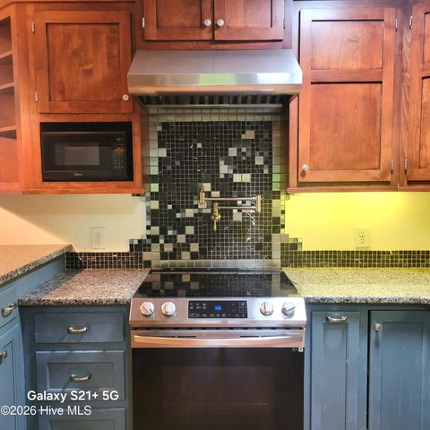 120 Country Club Circle, Southern Pines, NC 28387