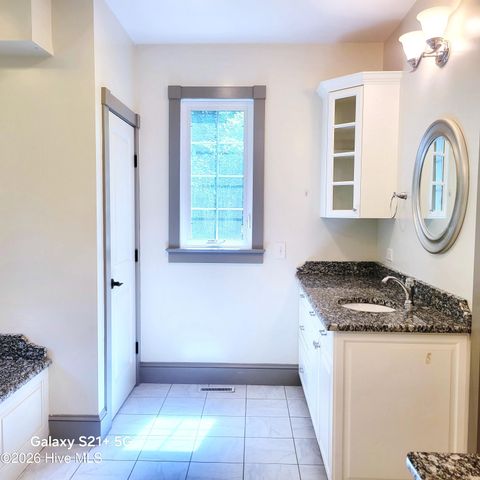 120 Country Club Circle, Southern Pines, NC 28387