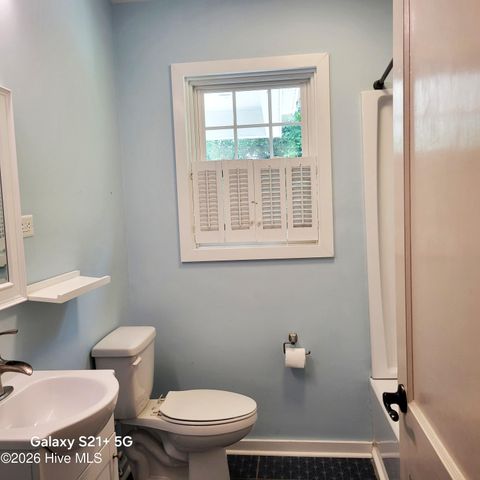 120 Country Club Circle, Southern Pines, NC 28387