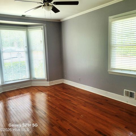 120 Country Club Circle, Southern Pines, NC 28387