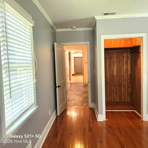 120 Country Club Circle, Southern Pines, NC 28387