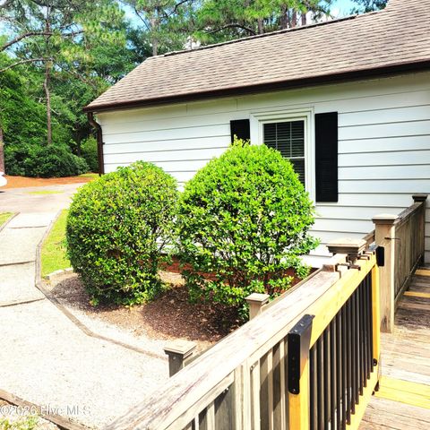 120 Country Club Circle, Southern Pines, NC 28387