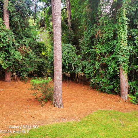120 Country Club Circle, Southern Pines, NC 28387