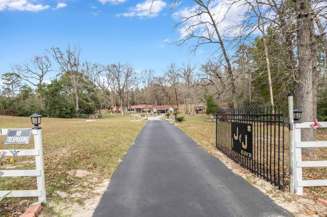 2081 Us Highway 190 E, Woodville, TX 75979