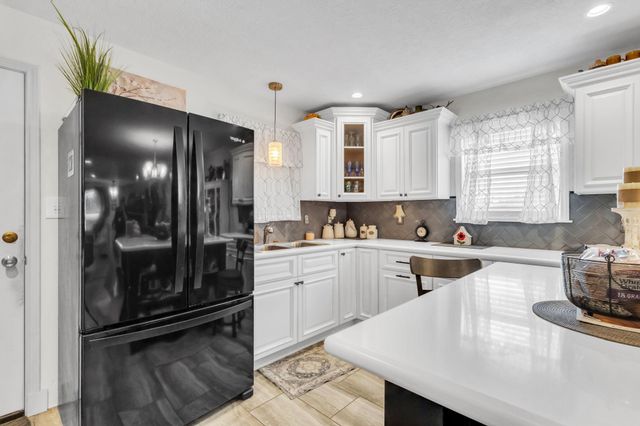 2081 Us Highway 190 E, Woodville, TX 75979