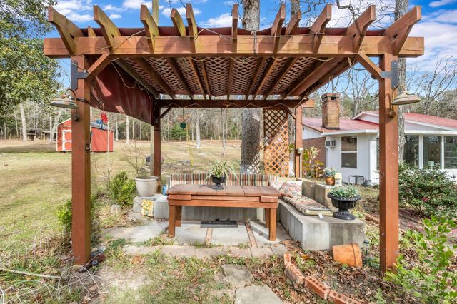 2081 Us Highway 190 E, Woodville, TX 75979