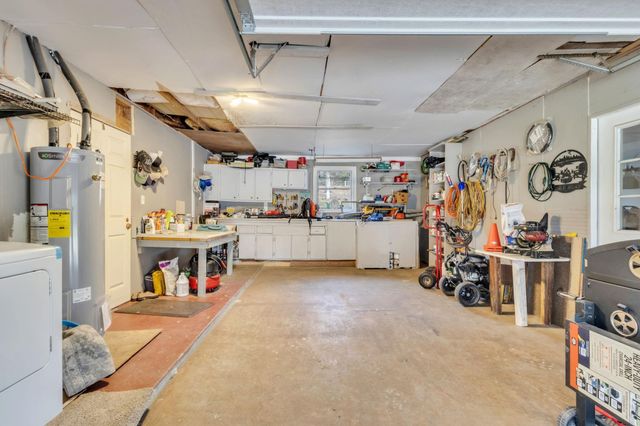 2081 Us Highway 190 E, Woodville, TX 75979