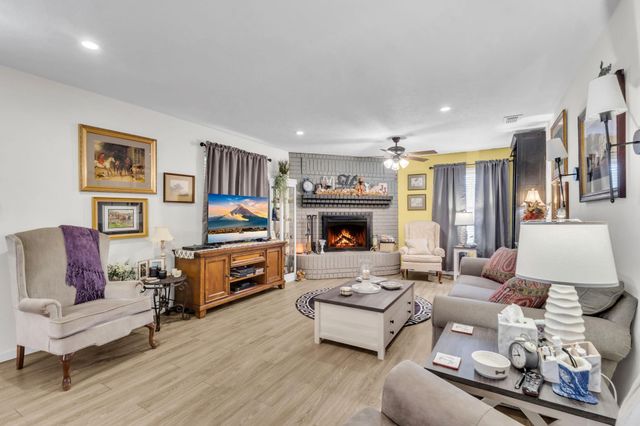 2081 Us Highway 190 E, Woodville, TX 75979