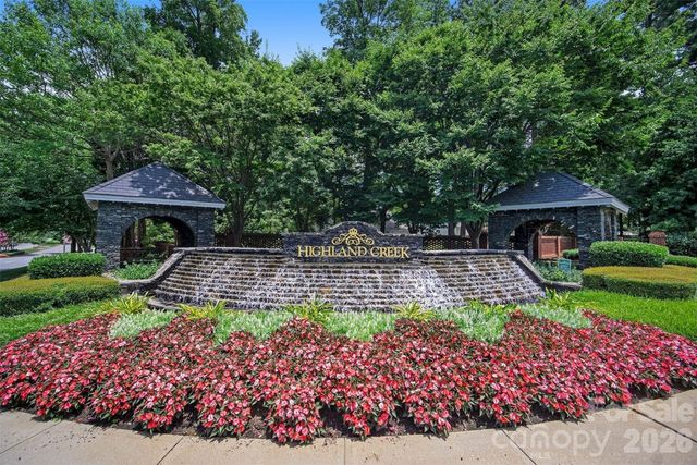 7924 Fairmeadows Drive, Charlotte, NC 28269