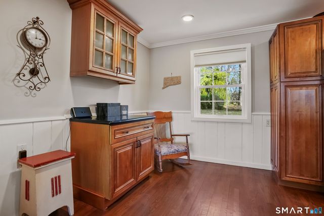 17 Meadow Lane, New Milford, CT 06776