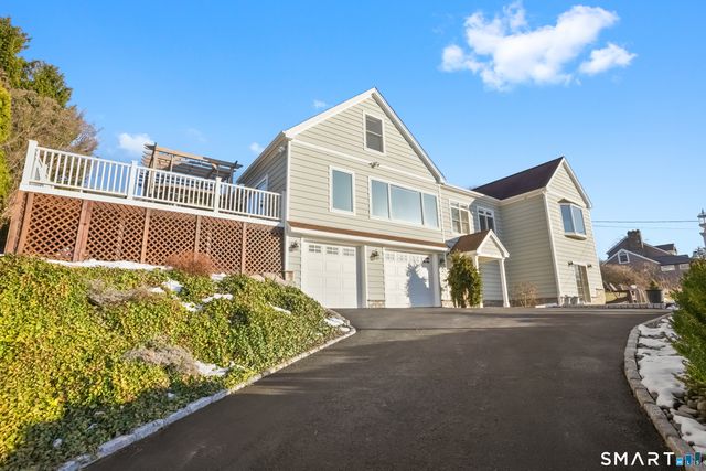 17 Meadow Lane, New Milford, CT 06776