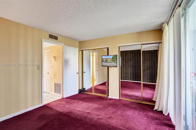 9081 Sunrise Lakes Blvd 107, Sunrise, FL 33322