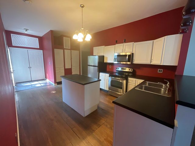 630 W State Street, Springfield, MO 65806