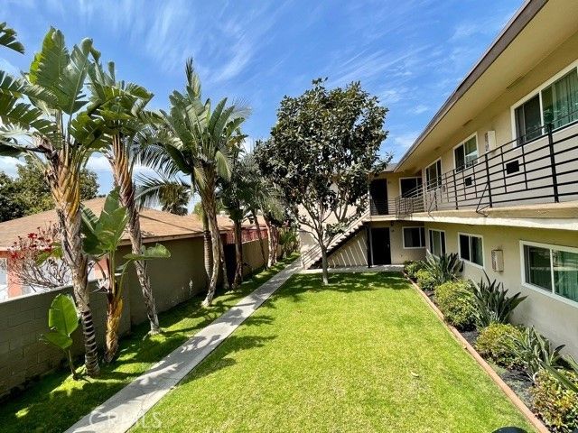 12425 Harris 1, Lynwood, CA 90262