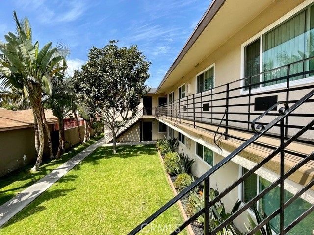 12425 Harris 1, Lynwood, CA 90262