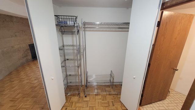 3151 Dean Court B404, Minneapolis, MN 55416