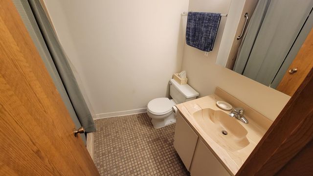 3151 Dean Court B404, Minneapolis, MN 55416