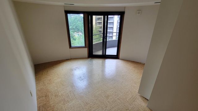 3151 Dean Court B404, Minneapolis, MN 55416