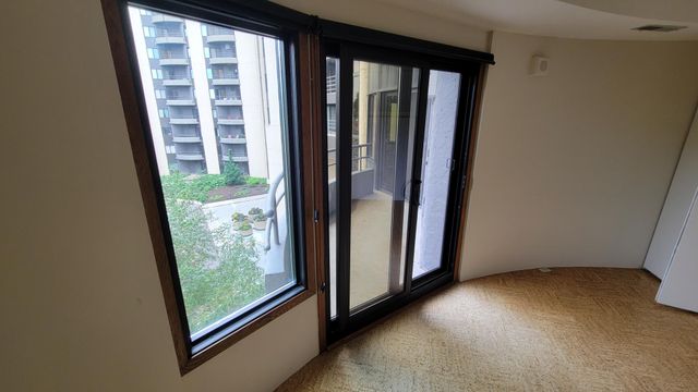 3151 Dean Court B404, Minneapolis, MN 55416