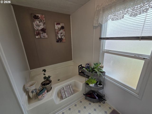 508 SHADOW RANCH Ln, Roseburg, OR 97470