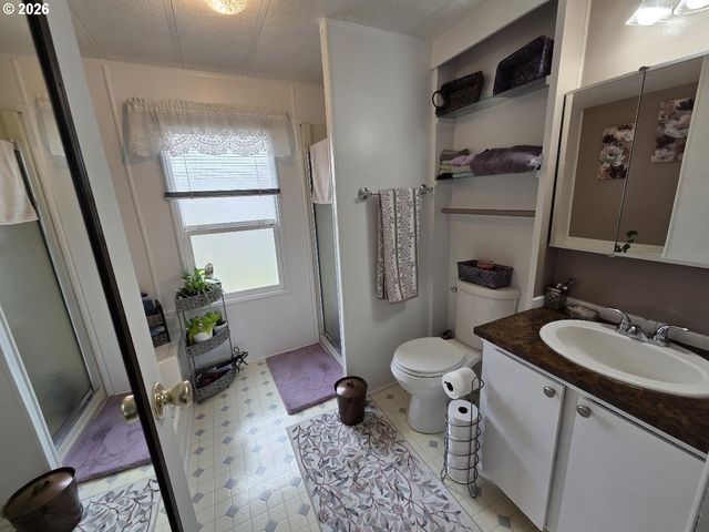 508 SHADOW RANCH Ln, Roseburg, OR 97470