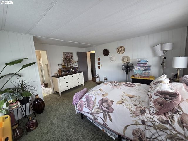 508 SHADOW RANCH Ln, Roseburg, OR 97470