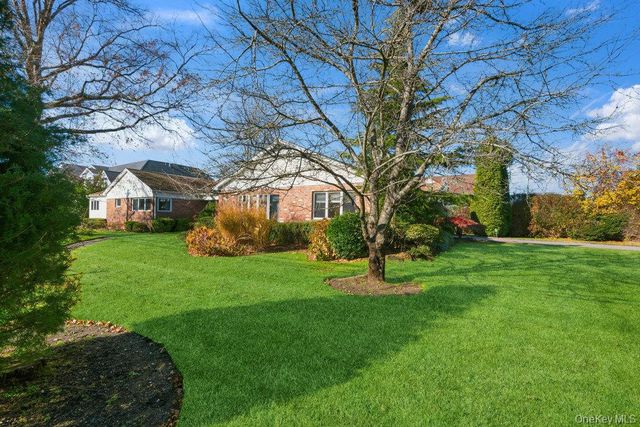 72 Lake End Road, Merrick, NY 11566