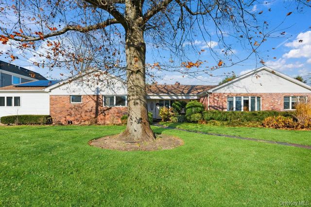 72 Lake End Road, Merrick, NY 11566