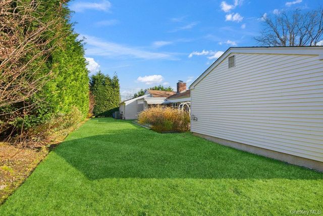 72 Lake End Road, Merrick, NY 11566