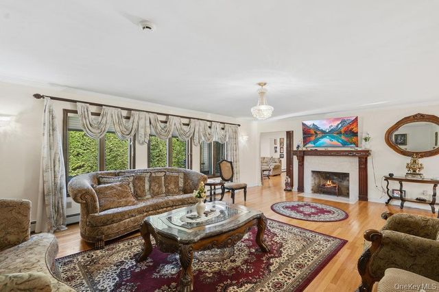 72 Lake End Road, Merrick, NY 11566