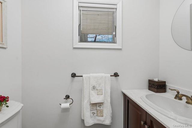 72 Lake End Road, Merrick, NY 11566