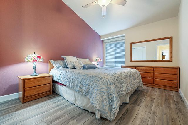 7587 N Spalding Avenue, Fresno, CA 93720