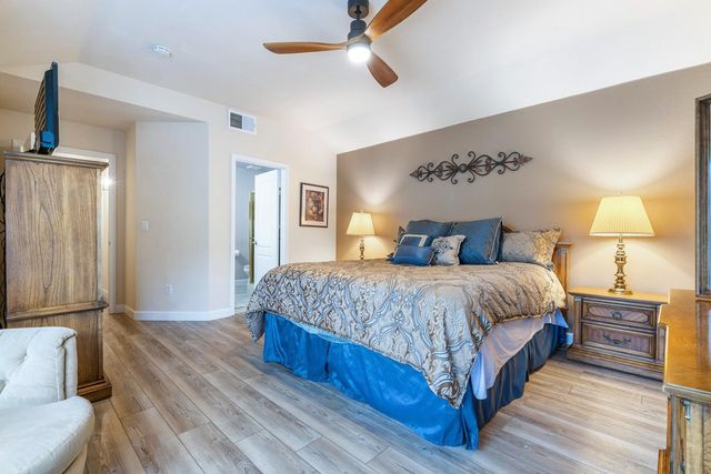 7587 N Spalding Avenue, Fresno, CA 93720