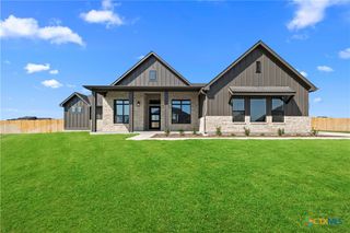 6842 Lacey Oak Road, Salado, TX 76571
