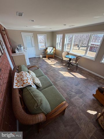 413 RIDGE AVENUE, Waynesboro, PA 17268