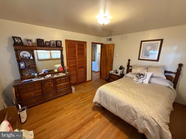 413 RIDGE AVENUE, Waynesboro, PA 17268