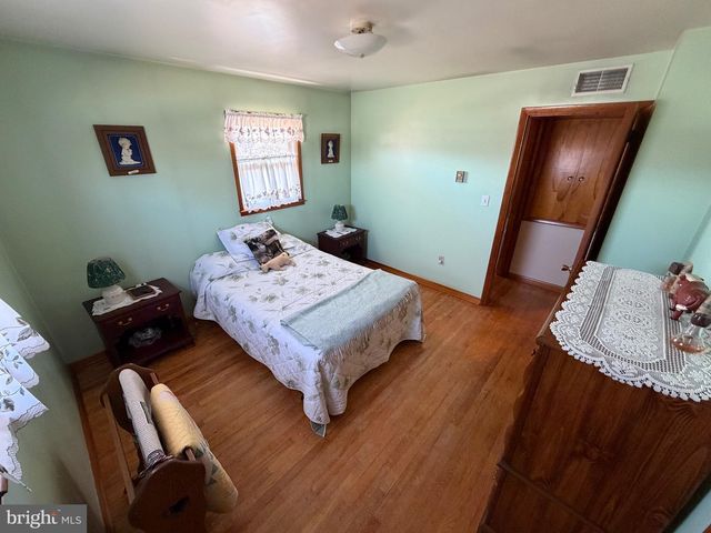 413 RIDGE AVENUE, Waynesboro, PA 17268