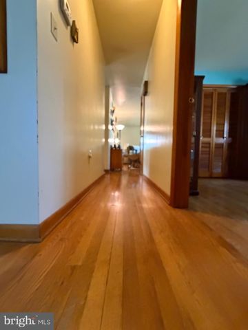 413 RIDGE AVENUE, Waynesboro, PA 17268