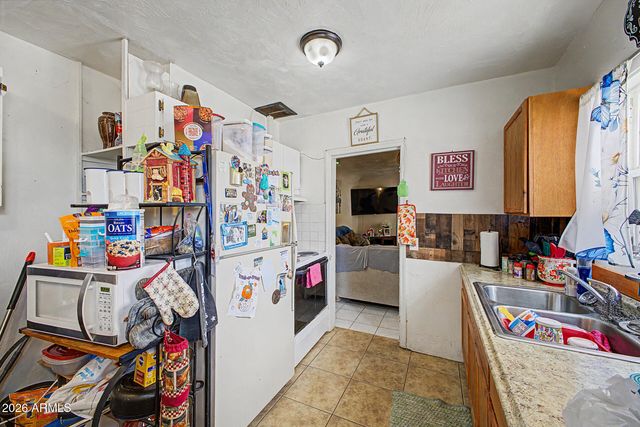 85 N MORRISON Avenue, Casa Grande, AZ 85122