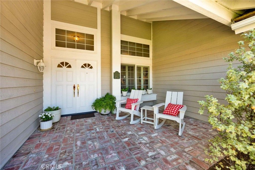 7710 E Strawberry Ridge, Orange, CA 92869 — photo 2