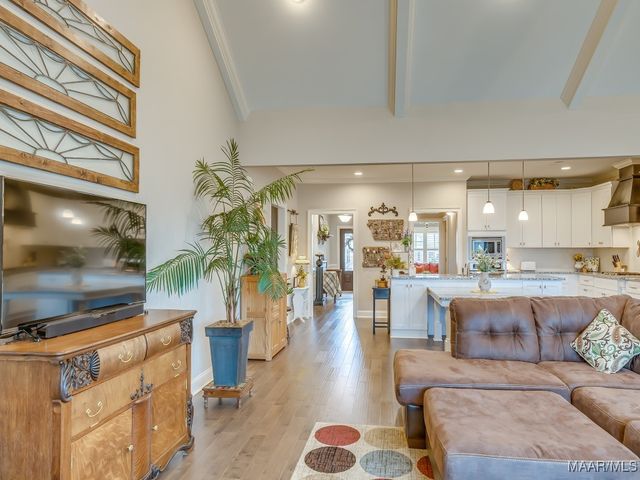 37 Setter Trail, Pike Road, AL 36064